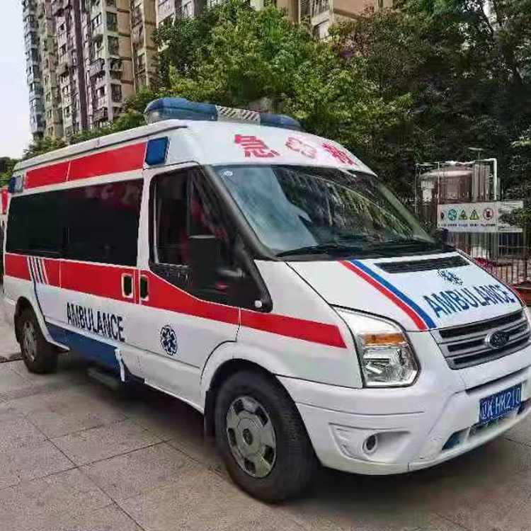 个旧长途救护车护送病人返乡